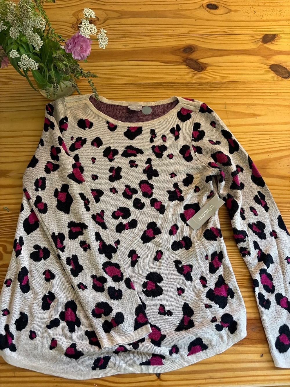 Chicos size S sweater. New with tags